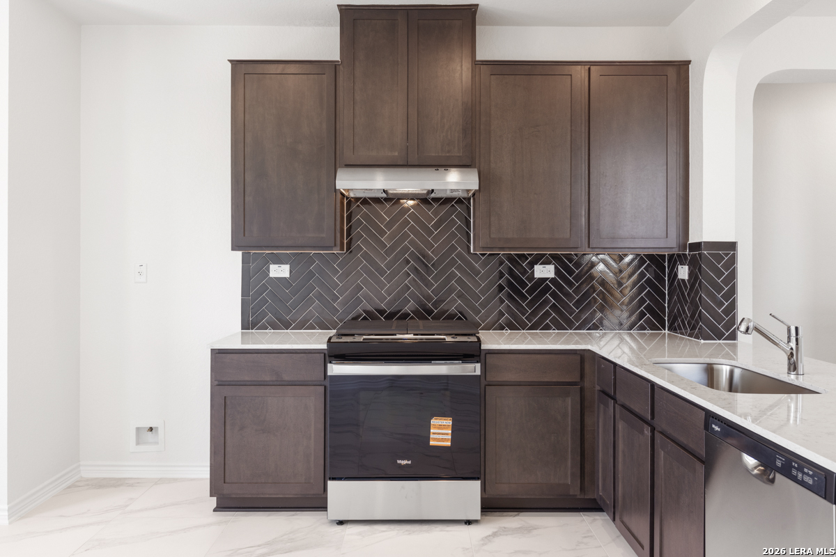2518 Nachico Place Converse TX 78109