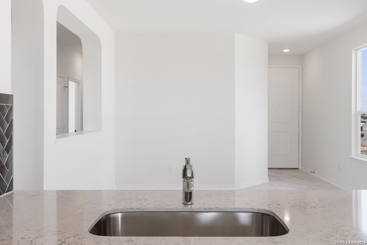 2518 Nachico Place Converse TX 78109