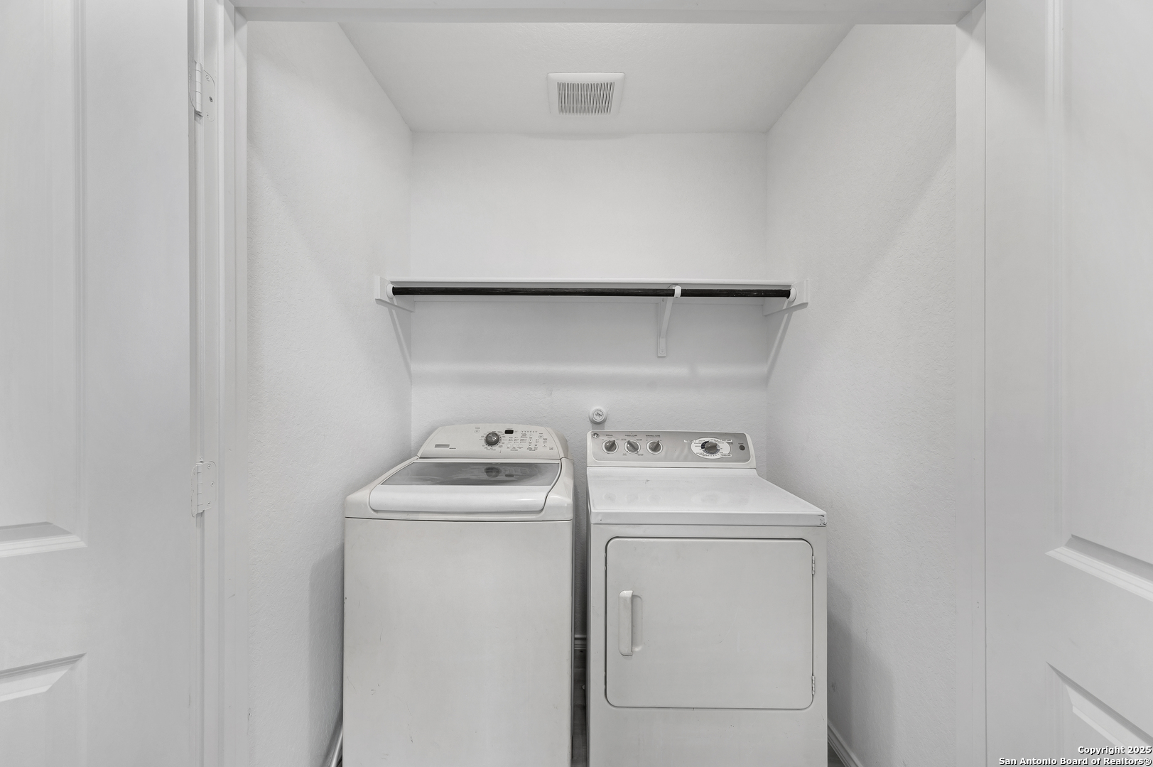 13354 Furyk San Antonio TX 78221