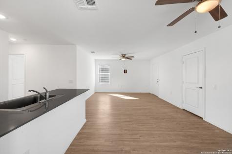13354 Furyk San Antonio TX 78221