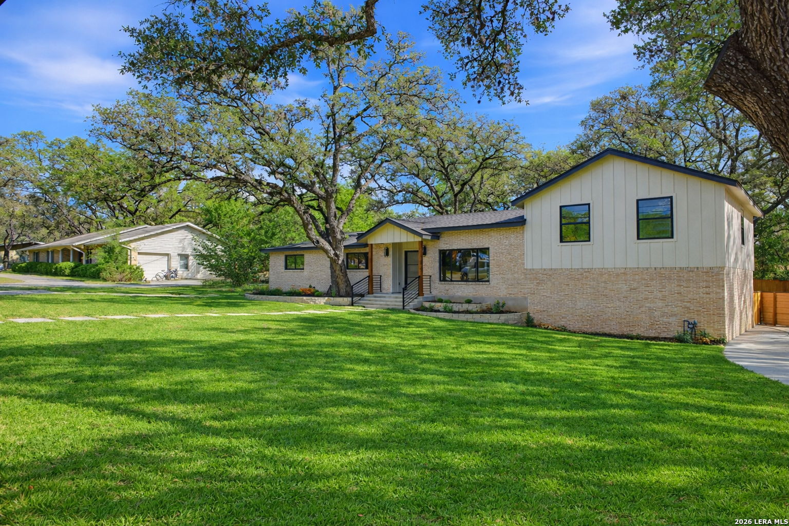 118 Tiger Tail Hollywood Park TX 78232