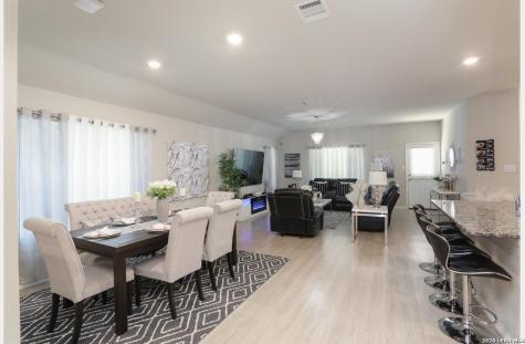 8418 Terlingua Cove Converse TX 78109