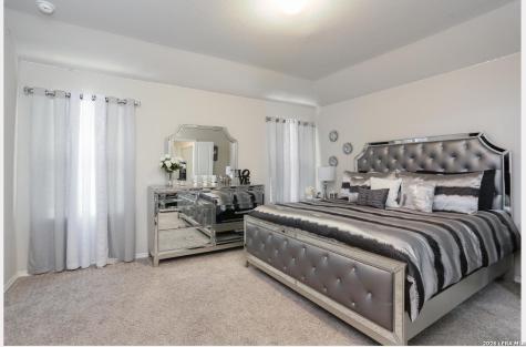 8418 Terlingua Cove Converse TX 78109