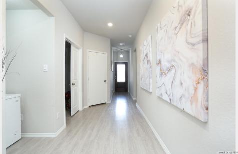 8418 Terlingua Cove Converse TX 78109