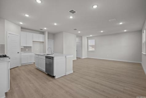 6570 Bufflehead Bend Leon Valley TX 78240