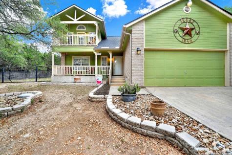 221 Quail Creek Lane Lakehills TX 78063
