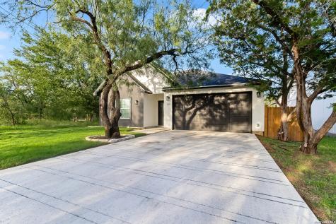 629 Aspen Lane Cottonwood Shores TX 78657