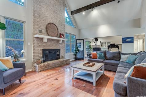 24810 Broken Trail San Antonio TX 78255
