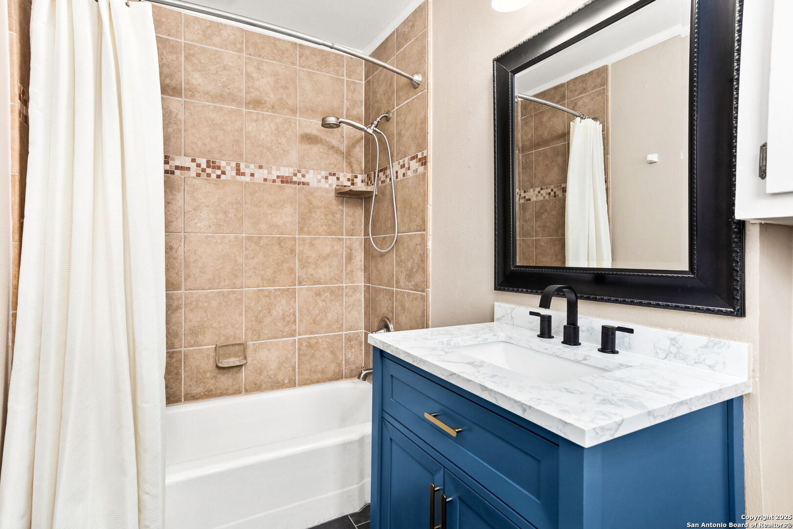 260 S Hickory Avenue New Braunfels TX 78130