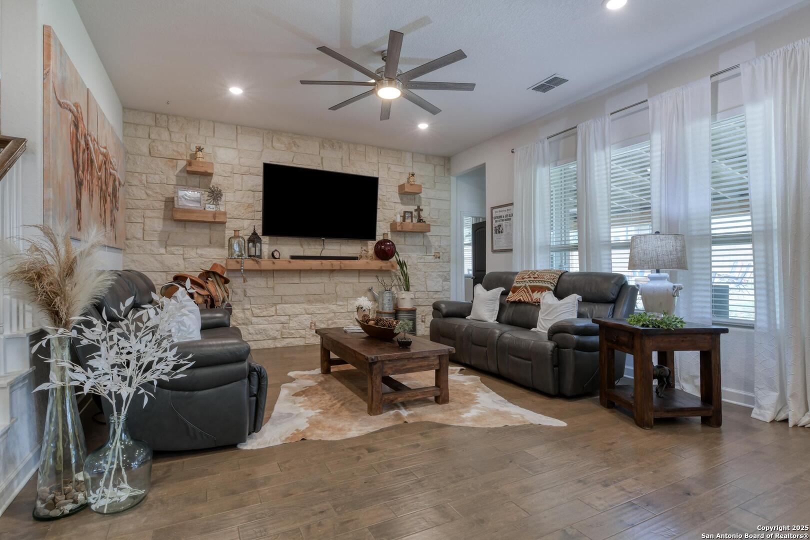1531 Esser Crossing New Braunfels TX 78132