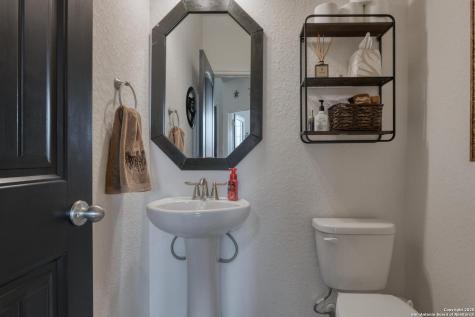 1531 Esser Crossing New Braunfels TX 78132