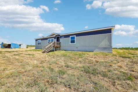 290 Lilly Bear Lane Moore TX 78057