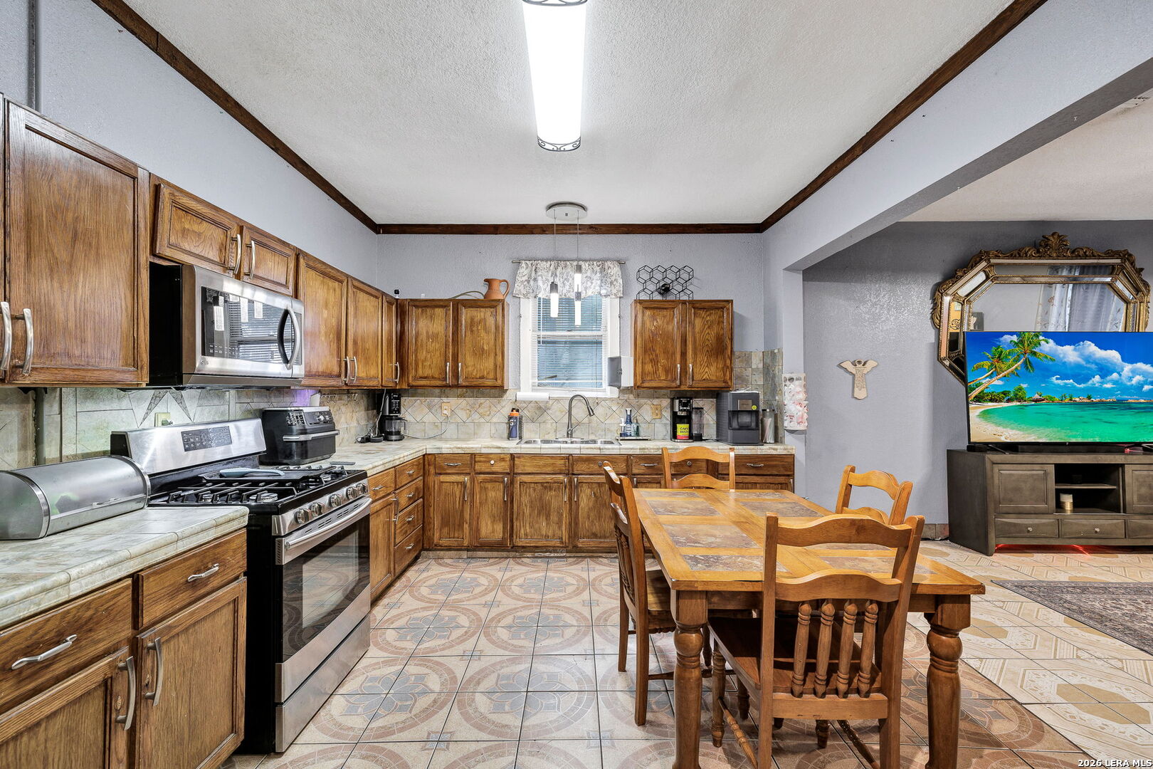 1518 W Travis San Antonio TX 78207