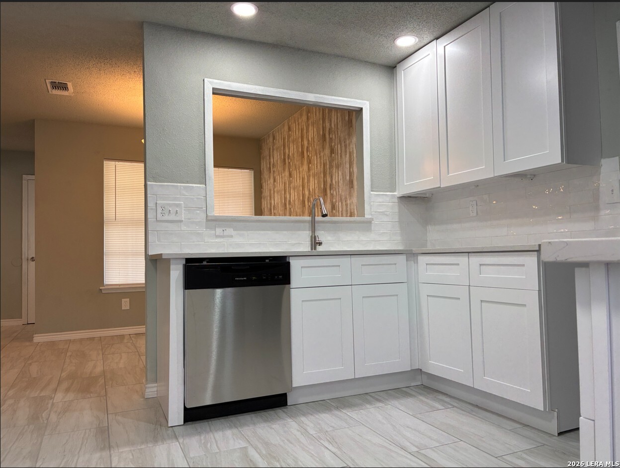 6414 Timberhill San Antonio TX 78238