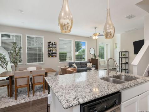 17339 Moscato San Antonio TX 78247