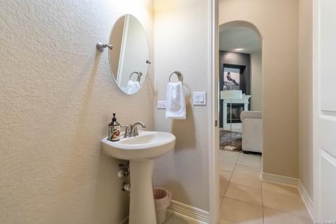 9723 Aviara Golf San Antonio TX 78251