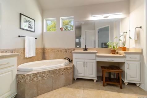 9723 Aviara Golf San Antonio TX 78251