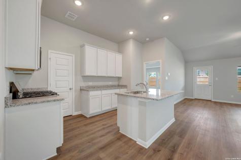 6208 Medina Oasis San Antonio TX 78245