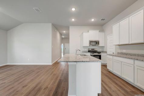 6208 Medina Oasis San Antonio TX 78245