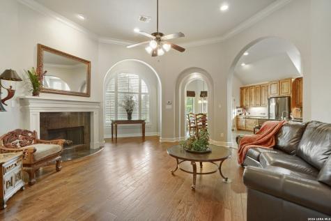 8014 Limpia Creek San Antonio TX 78254