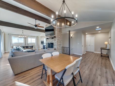 2513 Colleen Drive Canyon Lake TX 78133