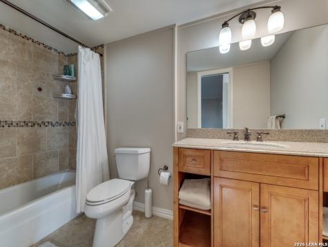 2513 Colleen Drive Canyon Lake TX 78133