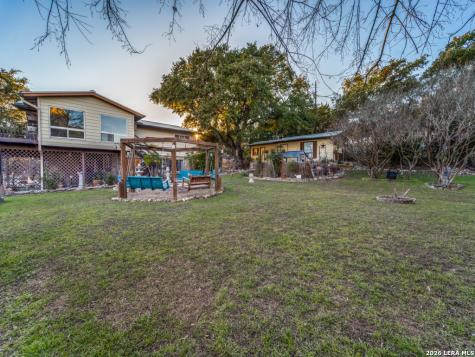 2513 Colleen Drive Canyon Lake TX 78133