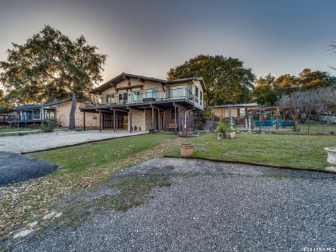 2513 Colleen Drive Canyon Lake TX 78133