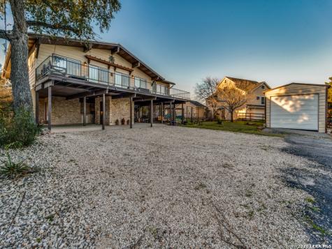 2513 Colleen Drive Canyon Lake TX 78133