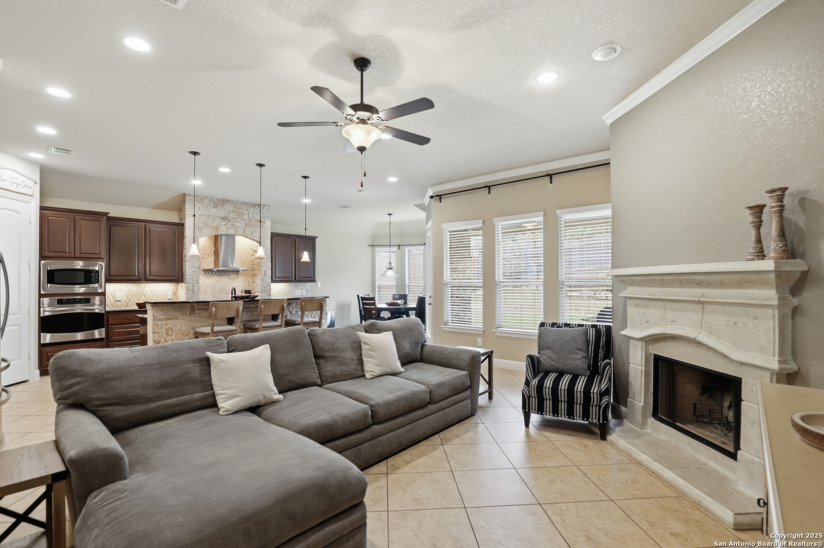 3903 Firebush San Antonio TX 78261