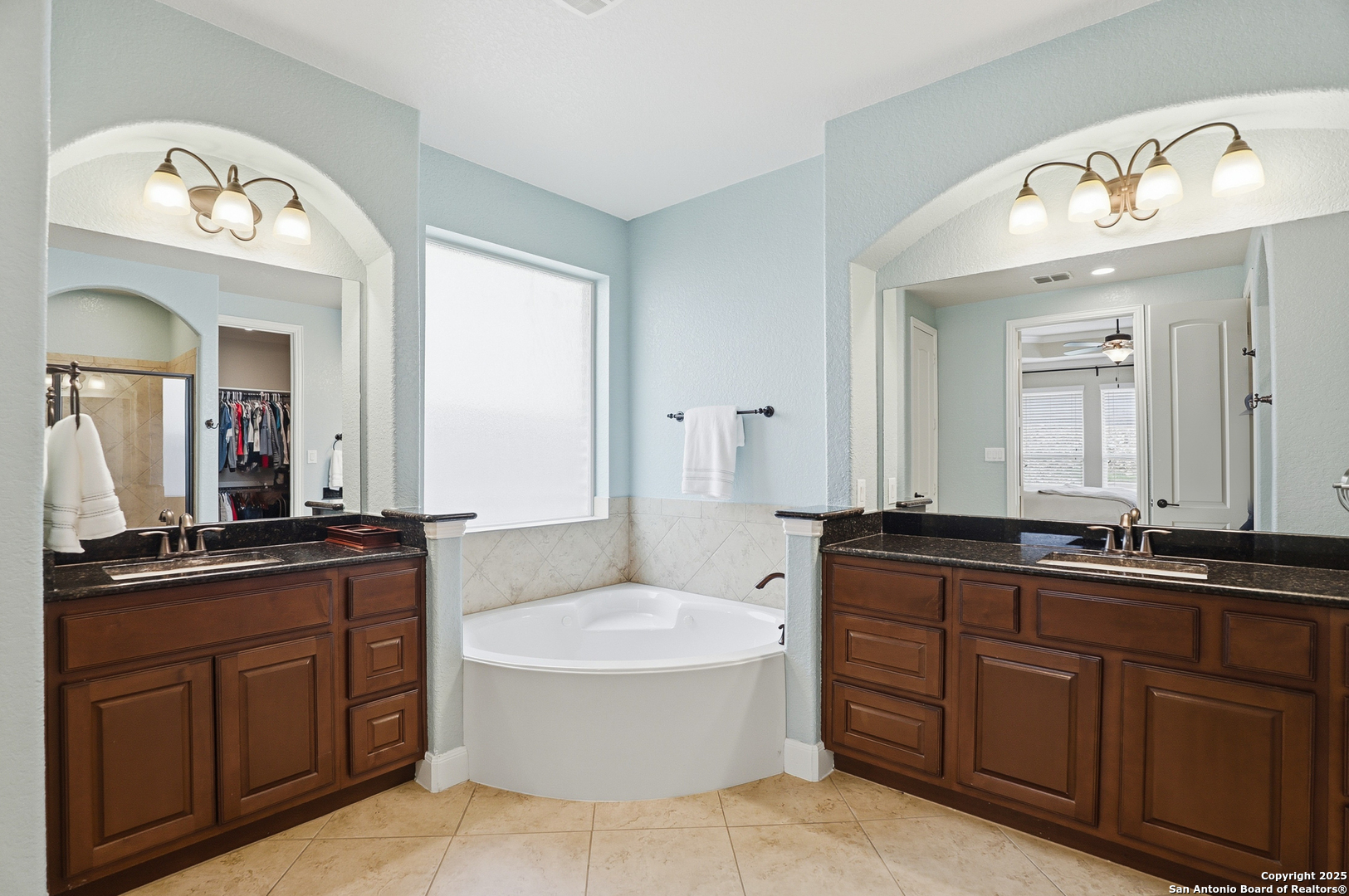 3903 Firebush San Antonio TX 78261