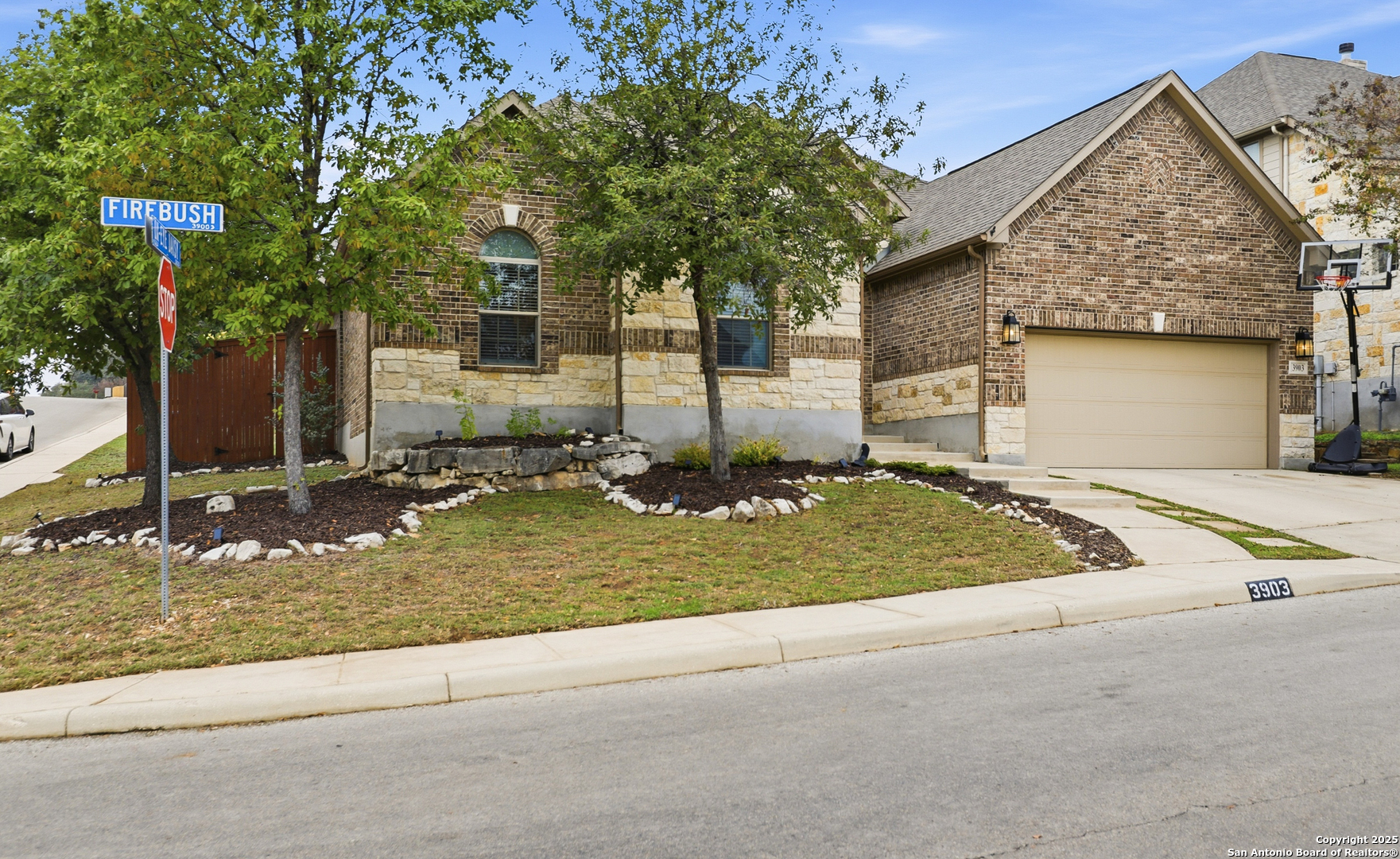3903 Firebush San Antonio TX 78261