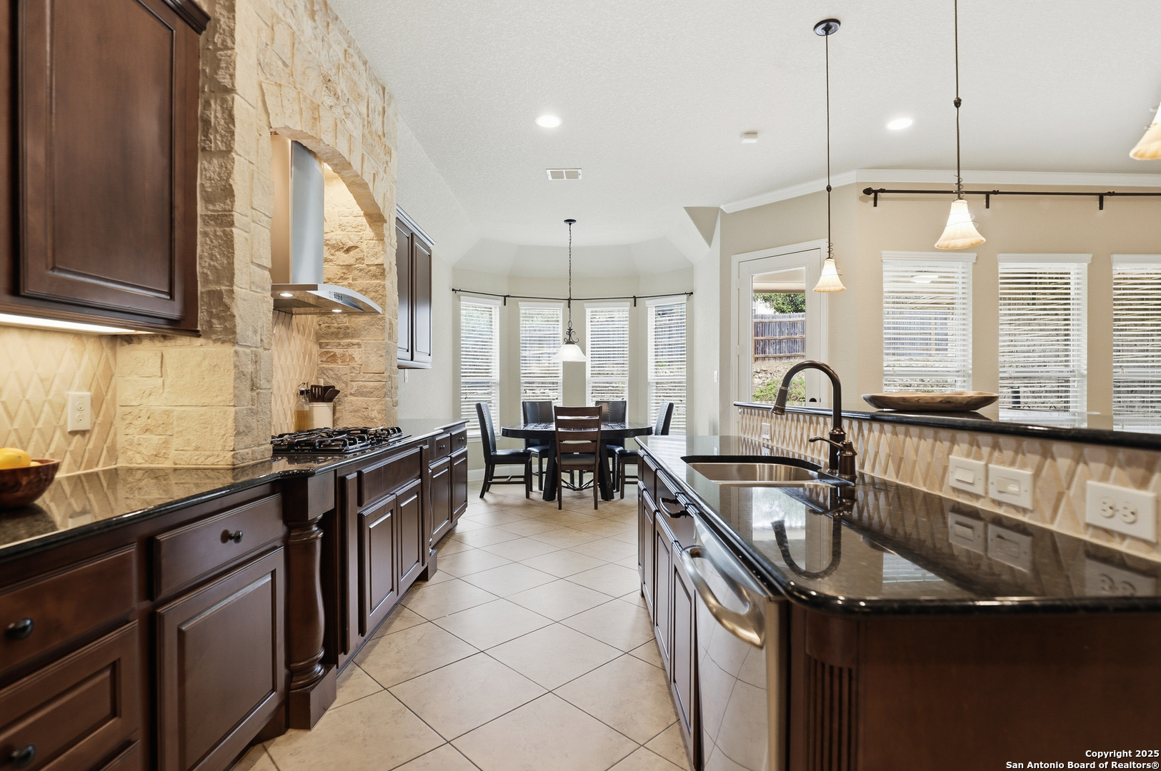 3903 Firebush San Antonio TX 78261