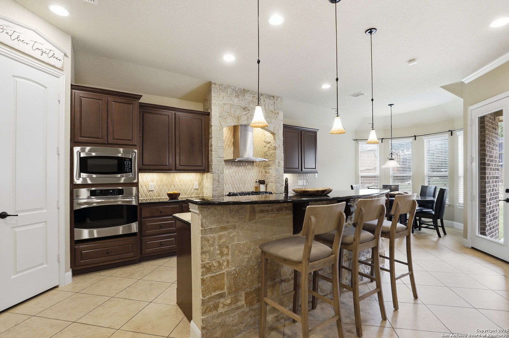 3903 Firebush San Antonio TX 78261