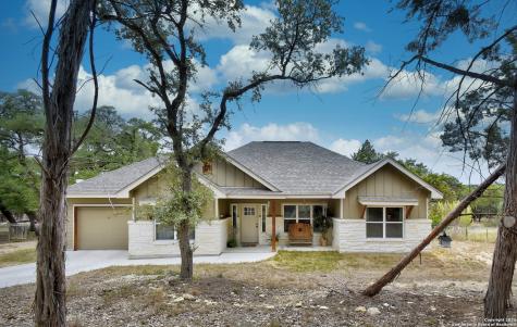 1577 Desiree Street Canyon Lake TX 78133