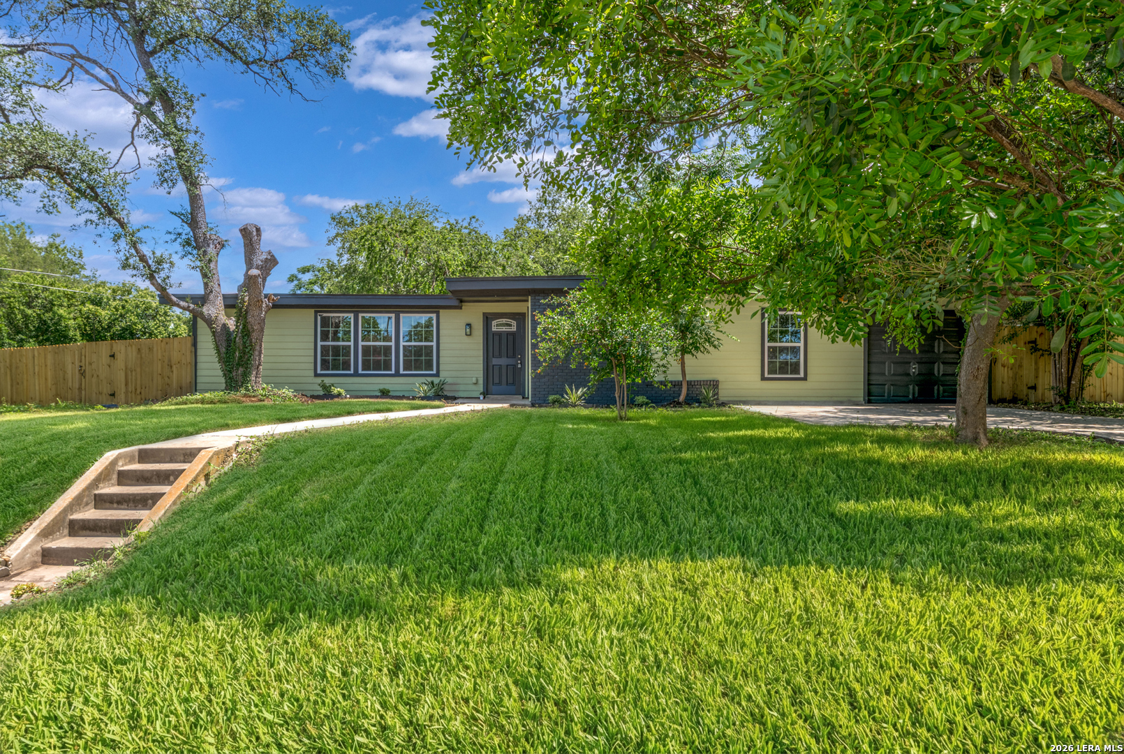 546 Byrnes Drive San Antonio TX 78209