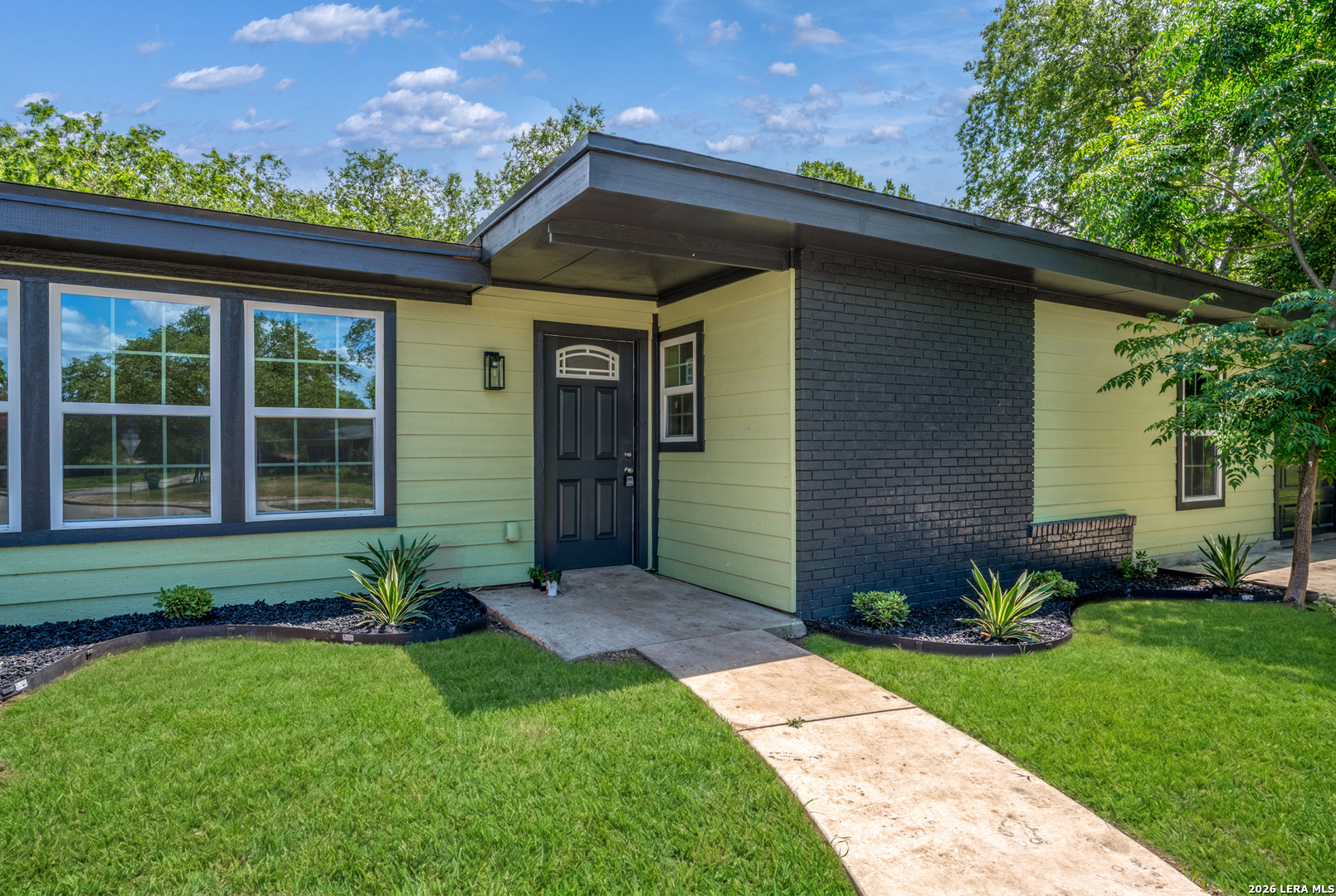 546 Byrnes Drive San Antonio TX 78209