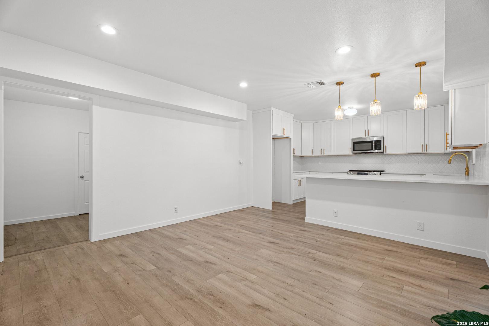 546 Byrnes Drive San Antonio TX 78209