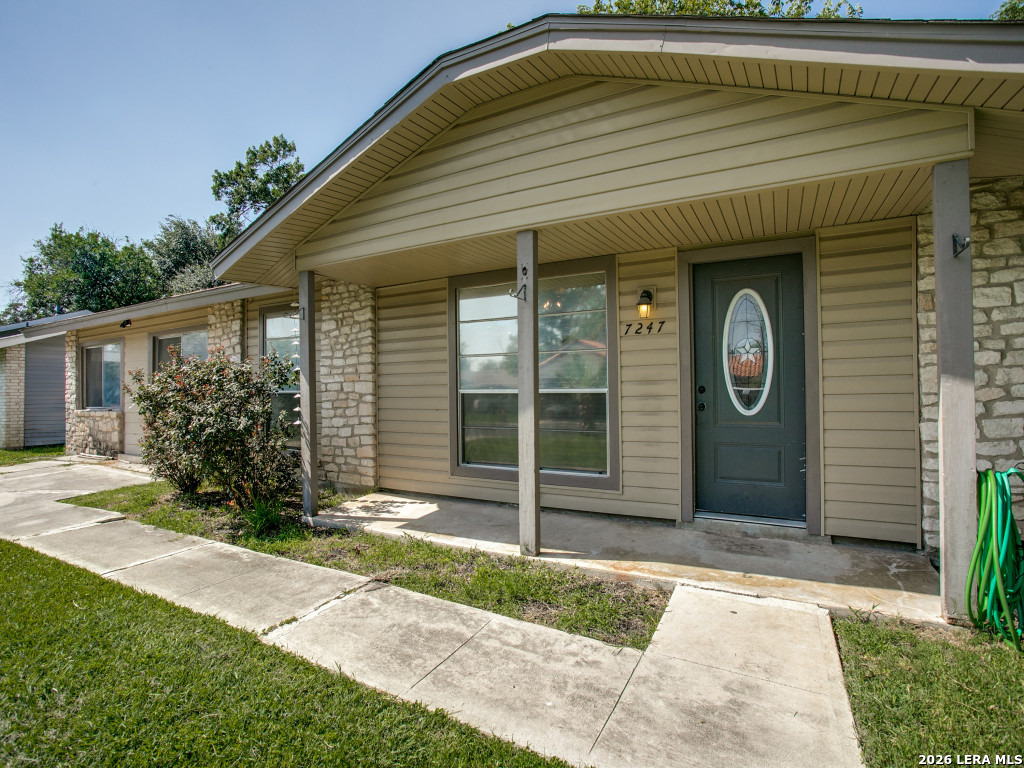 7247 Glen Hill San Antonio TX 78239