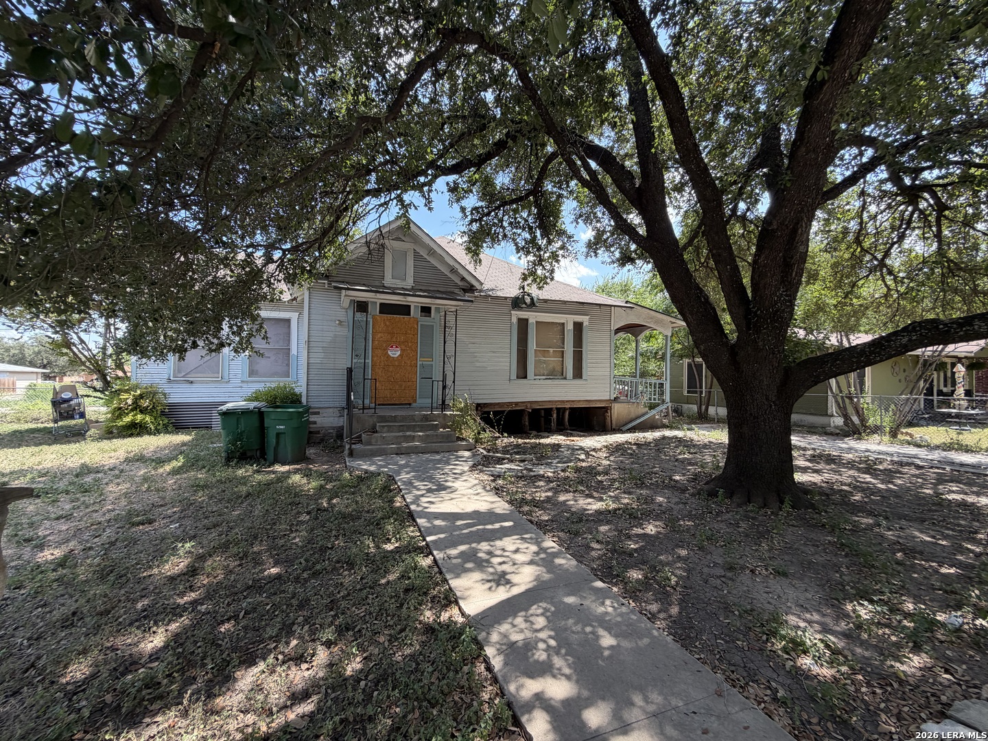 1402 Alametos San Antonio TX 78201