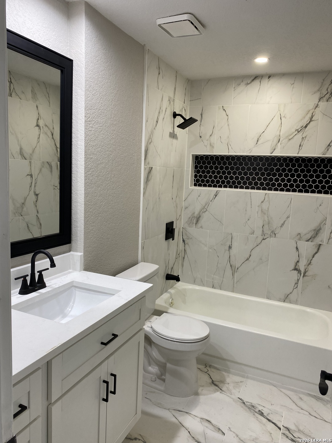 1902 Creek Mountain Street San Antonio TX 78259