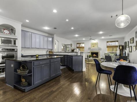 16107 La Madera Rio Helotes TX 78023