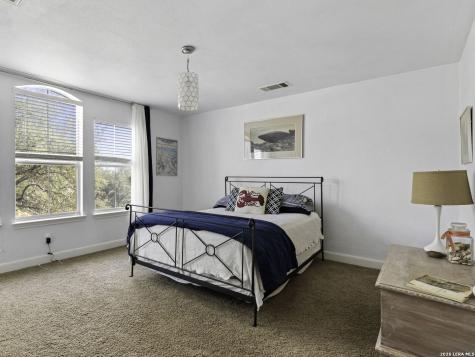 16107 La Madera Rio Helotes TX 78023