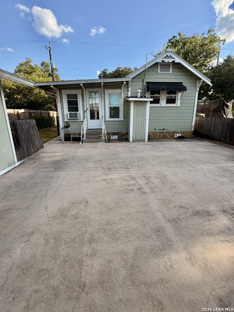 511 Torreon San Antonio TX 78207