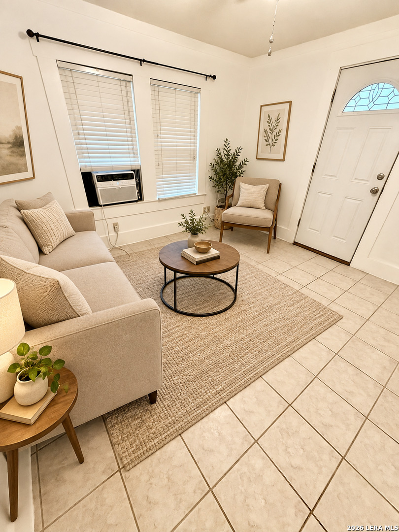 511 Torreon San Antonio TX 78207