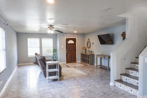 5311 Moreville Farm San Antonio TX 78228