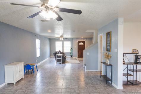 5311 Moreville Farm San Antonio TX 78228