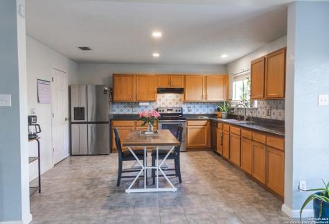 5311 Moreville Farm San Antonio TX 78228