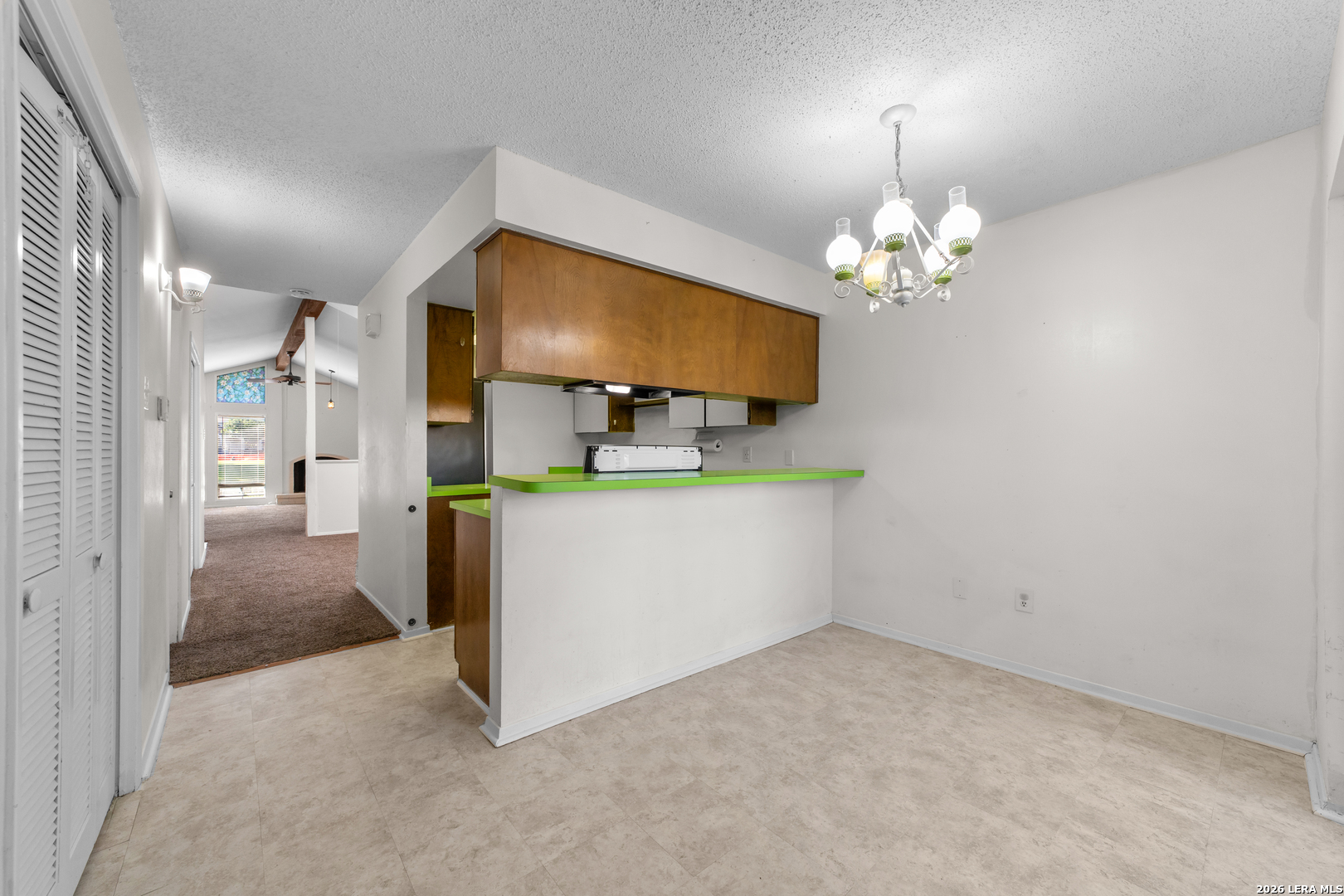 1950-B Leslie Drive Kerrville TX 78028
