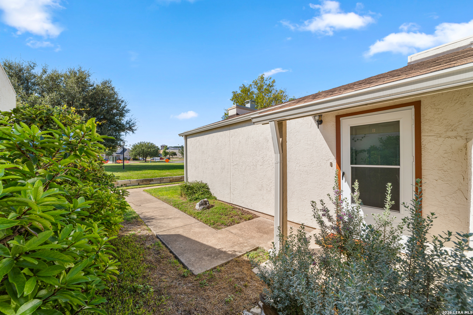1950-B Leslie Drive Kerrville TX 78028